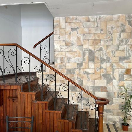 El Parque Bed And Breakfast Alajuela Buitenkant foto